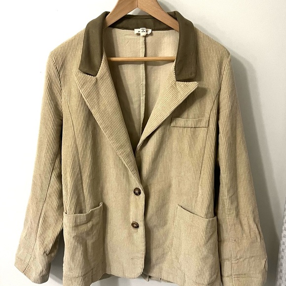 Pol “Barn Jacket” -Beige Corduroy with Brown Collar - Picture 1 of 4